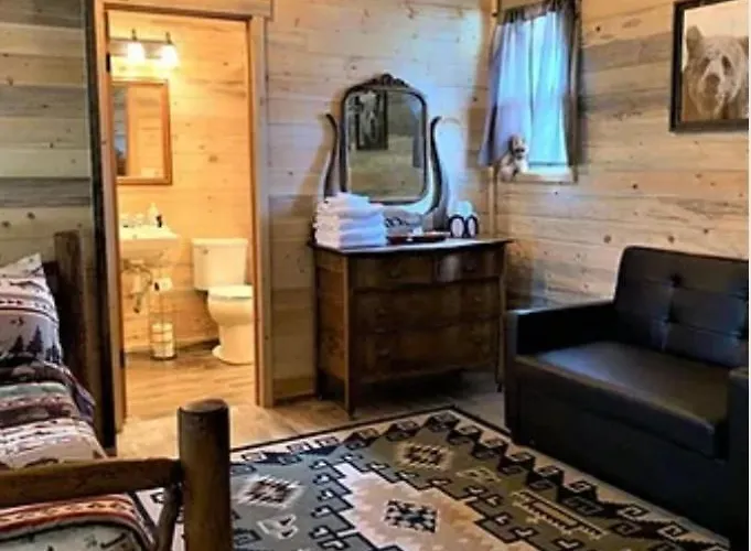 Inn Yellowstone Cutthroat Guest Ranch 2*