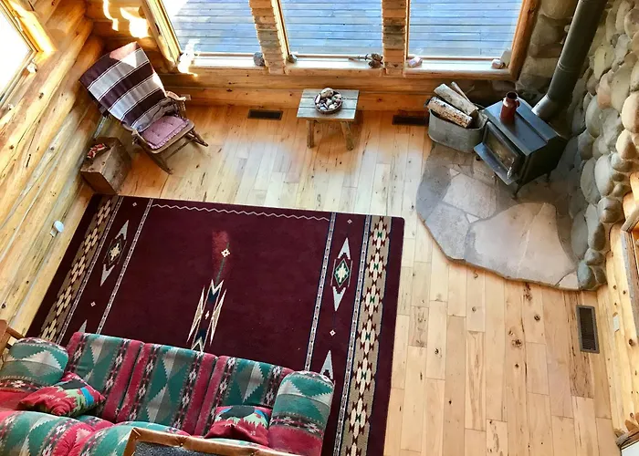 Yellowstone Cutthroat Guest Ranch Inn