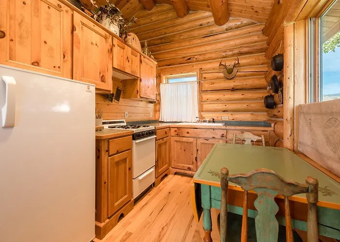 Inn Yellowstone Cutthroat Guest Ranch 2*