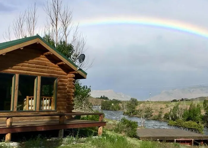 Yellowstone Cutthroat Guest Ranch Wapiti