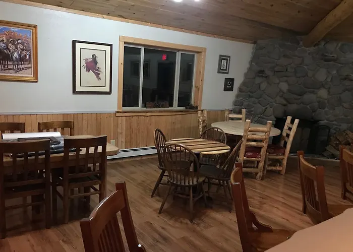 Yellowstone Cutthroat Guest Ranch