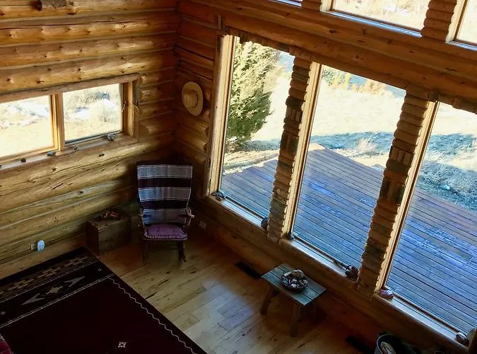 Inn Yellowstone Cutthroat Guest Ranch Wapiti