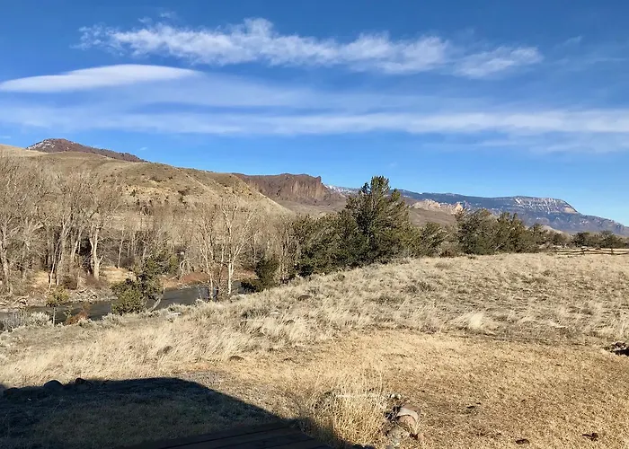 Inn Yellowstone Cutthroat Guest Ranch Wapiti