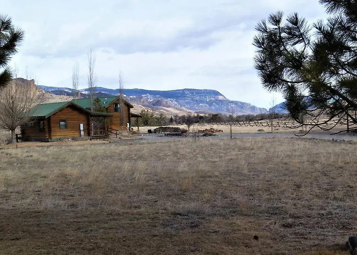 Yellowstone Cutthroat Guest Ranch