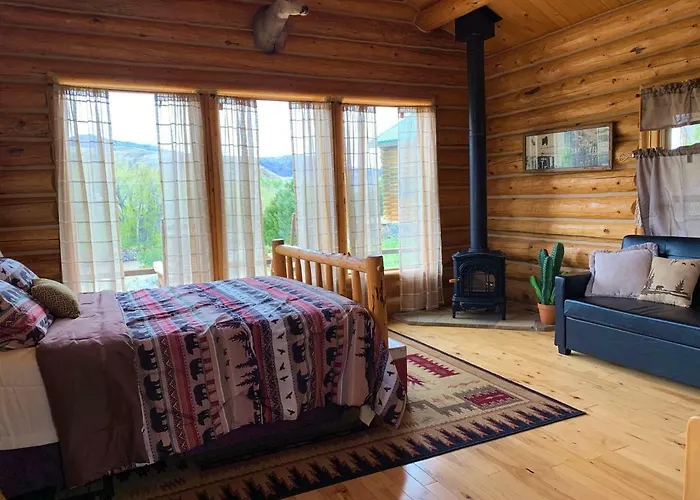 Yellowstone Cutthroat Guest Ranch