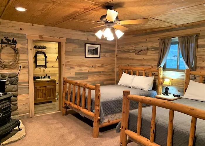 Yellowstone Cutthroat Guest Ranch Wapiti