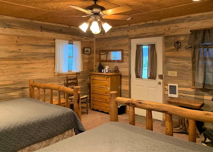 Inn Yellowstone Cutthroat Guest Ranch Wapiti