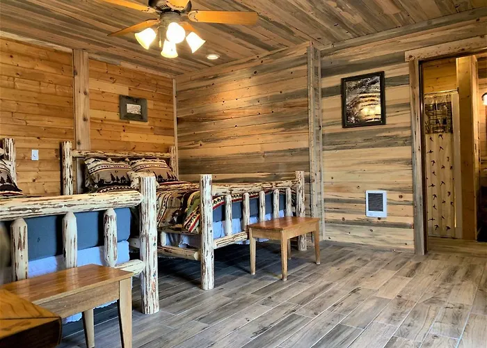Inn Yellowstone Cutthroat Guest Ranch Wapiti