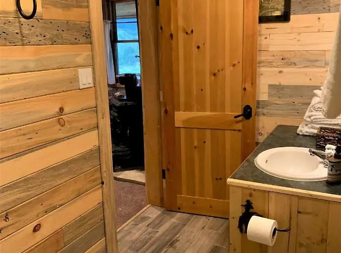 Inn Yellowstone Cutthroat Guest Ranch 2*